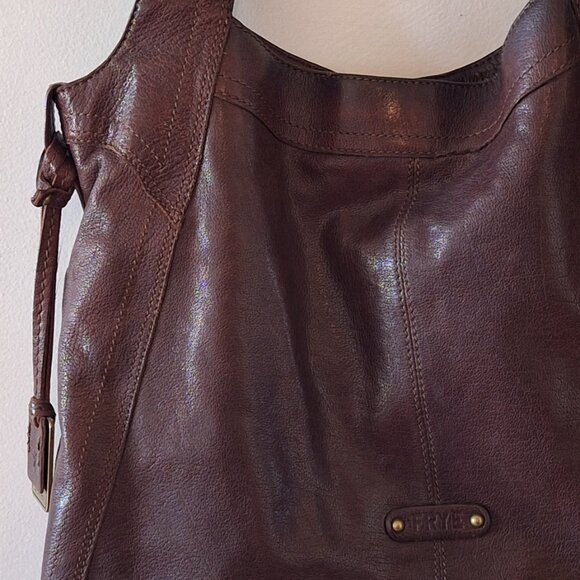 Gorgeous FRYE Tote (EUC) with Magnetic Closure and Inside Clasp to Hold Keys - Picture 5 of 13